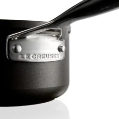 Le Creuset Hapjespan Les Forgées TNS - ø 24 Cm / 3.3 Liter - Standaard Anti-aanbaklaag -Aanbiedingen Keukenkracht Winkel 0630870273107