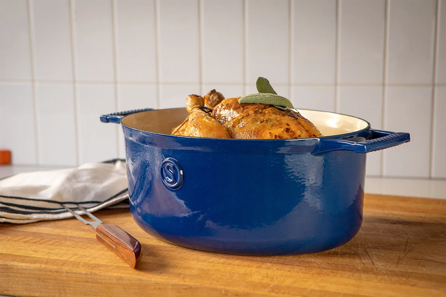 Saveur Selects Braadpan Ovaal Voyage - Classic Blue - ø 30 Cm - Geëmailleerde Anti-aanbaklaag 2 Saveur Selects Braadpan Ovaal Voyage - Classic Blue - ø 30 Cm - Geëmailleerde Anti-aanbaklaag - Afbeelding 2