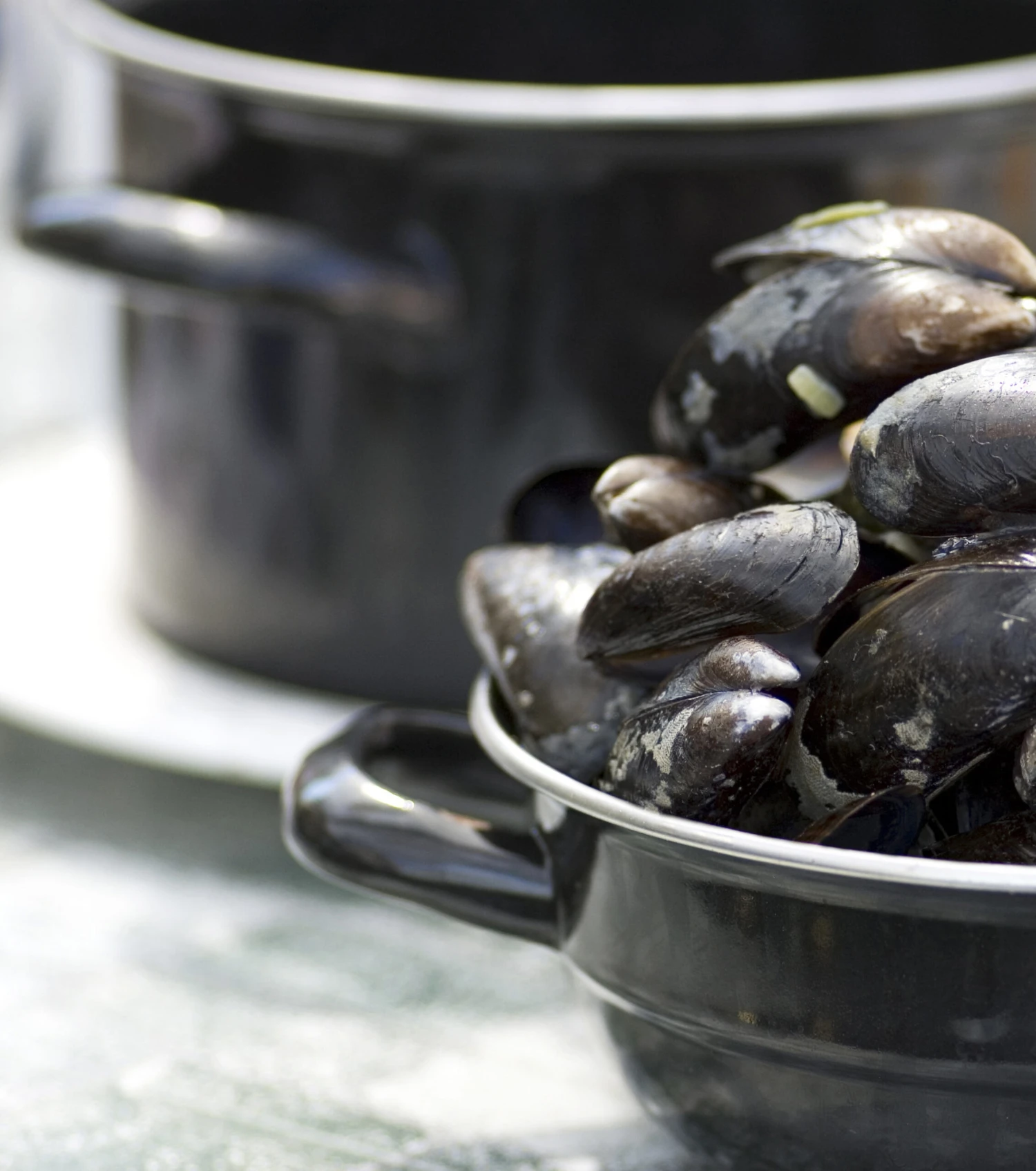 Cosy & Trendy Mosselpan - Zwart - ø 24 Cm / 5 Liter 2 Cosy & Trendy Mosselpan - Zwart - ø 24 Cm / 5 Liter - Afbeelding 2