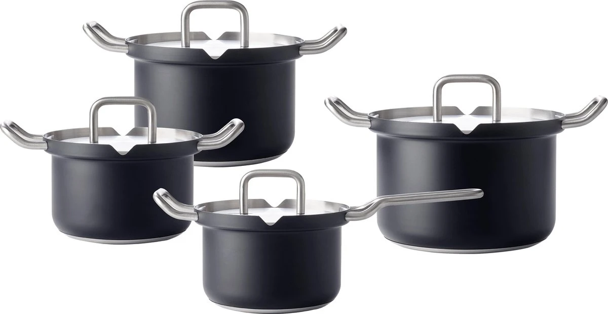 BK Pannenset Q-linair Master Black - 4 Delige Set 1 BK Pannenset Q-linair Master Black - 4 Delige Set