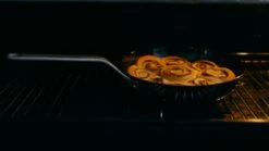 Saveur Selects Pannenset - Carbon Steel (Wokpan ø 35 Cm + Koekenpan ø 30 Cm) - Inductie En Alle Andere Warmtebronnen -Aanbiedingen Keukenkracht Winkel 1200x675 2