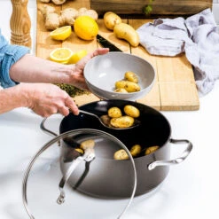 GreenPan Kookpan Met Deksel - Copenhagen - Zwart - ø 20 Cm / 3.3 Liter 9 GreenPan Kookpan Met Deksel - Copenhagen - Zwart - ø 20 Cm / 3.3 Liter -Aanbiedingen Keukenkracht Winkel 25243d673015a64ecc46c25fa98a26accb47d73e 6 Cop Cass 20cm 24cm CC003345 001 CC003346 001 SpecialFeature5B15D
