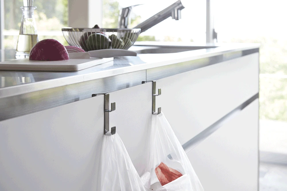 Yamazaki Handdoekhaak Tower Zwart 2 Yamazaki Handdoekhaak Tower Zwart - Afbeelding 2