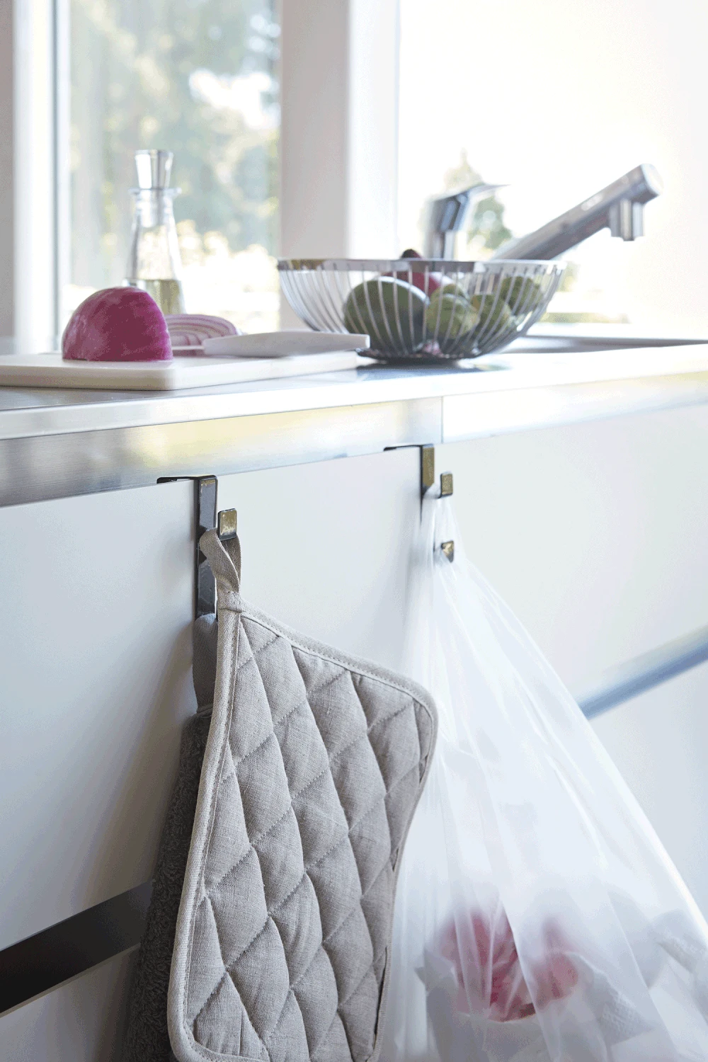 Yamazaki Handdoekhaak Tower Zwart 3 Yamazaki Handdoekhaak Tower Zwart - Afbeelding 3