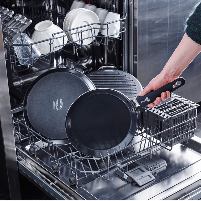 GreenPan Pannenkoekenpan Essentials - Zwart - ø 24 Cm - Keramische Anti-aanbaklaag 4 GreenPan Pannenkoekenpan Essentials - Zwart - ø 24 Cm - Keramische Anti-aanbaklaag - Afbeelding 4