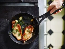 BK Koekenpan Black Steel - ø 28 Cm - Zonder Anti-aanbaklaag 13 BK Koekenpan Black Steel - ø 28 Cm - Zonder Anti-aanbaklaag -Aanbiedingen Keukenkracht Winkel 3a0edf7e9fc57021e9247b0896c9f94040984ce9 BlackSteel 05 11 b93106 1