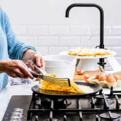 GreenPan Pannenkoekenpan Copenhagen - Zwart - ø 28 Cm - Keramische Anti-aanbaklaag 7 GreenPan Pannenkoekenpan Copenhagen - Zwart - ø 28 Cm - Keramische Anti-aanbaklaag -Aanbiedingen Keukenkracht Winkel 3a18e4eff90d814e848cc32161d191601d04c272 6 Cop PancakeP 28cm CC003112 001 SpecialFeature5B15D