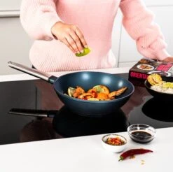 Westinghouse Pannenset Performance - Blauw - 8 Pannen - Complete Pannenset - Inductie En Alle Andere Warmtebronnen 24 Westinghouse Pannenset Performance - Blauw - 8 Pannen - Complete Pannenset - Inductie En Alle Andere Warmtebronnen -Aanbiedingen Keukenkracht Winkel 550x547