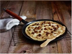 Staub Pannenkoekenpan - Zwart - ø 28 Cm - Geëmailleerde Anti-aanbaklaag 7 Staub Pannenkoekenpan - Zwart - ø 28 Cm - Geëmailleerde Anti-aanbaklaag -Aanbiedingen Keukenkracht Winkel 750039974