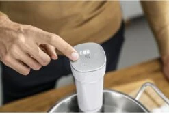 Zwilling Sous Vide Stick Enfinigy - Nauwkeurige Temperatuurinstelling - IPX7 Waterproof - Zilver/Wit -Aanbiedingen Keukenkracht Winkel 750045311
