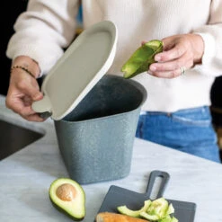 Koziol Tafelprullenbak Bibo Grijs 7 Koziol Tafelprullenbak Bibo Grijs -Aanbiedingen Keukenkracht Winkel 7605 bibo 701 os