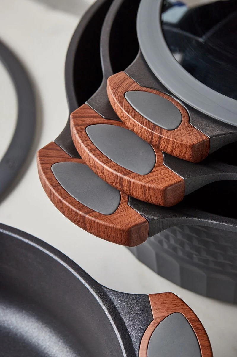 Resto Kitchenware Pannenset - 13 Delige Set - Inductie En Alle Andere Warmtebronnen 5 Resto Kitchenware Pannenset - 13 Delige Set - Inductie En Alle Andere Warmtebronnen - Afbeelding 5