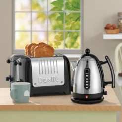 Dualit Broodrooster Lite - 4 Sleuven - Black - D46225 -Aanbiedingen Keukenkracht Winkel 85957 lite jug kettle4 toaster 4 slot black lifestyle web