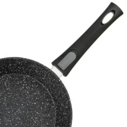 Resto Kitchenware Koekenpan Leo - ø 24 Cm - Standaard Anti-aanbaklaag -Aanbiedingen Keukenkracht Winkel 93040.4260403577806.ver50