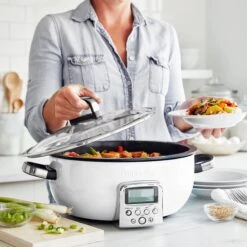 GreenPan Omnicooker - 5.7 Liter - Cream - Keramische Anti-baklaag 12 GreenPan Omnicooker - 5.7 Liter - Cream - Keramische Anti-baklaag -Aanbiedingen Keukenkracht Winkel CC005288 001 CC005289 001 image6 feature4 5ad9ff2d d6c9 4d64 8362 22458c5ae4f7