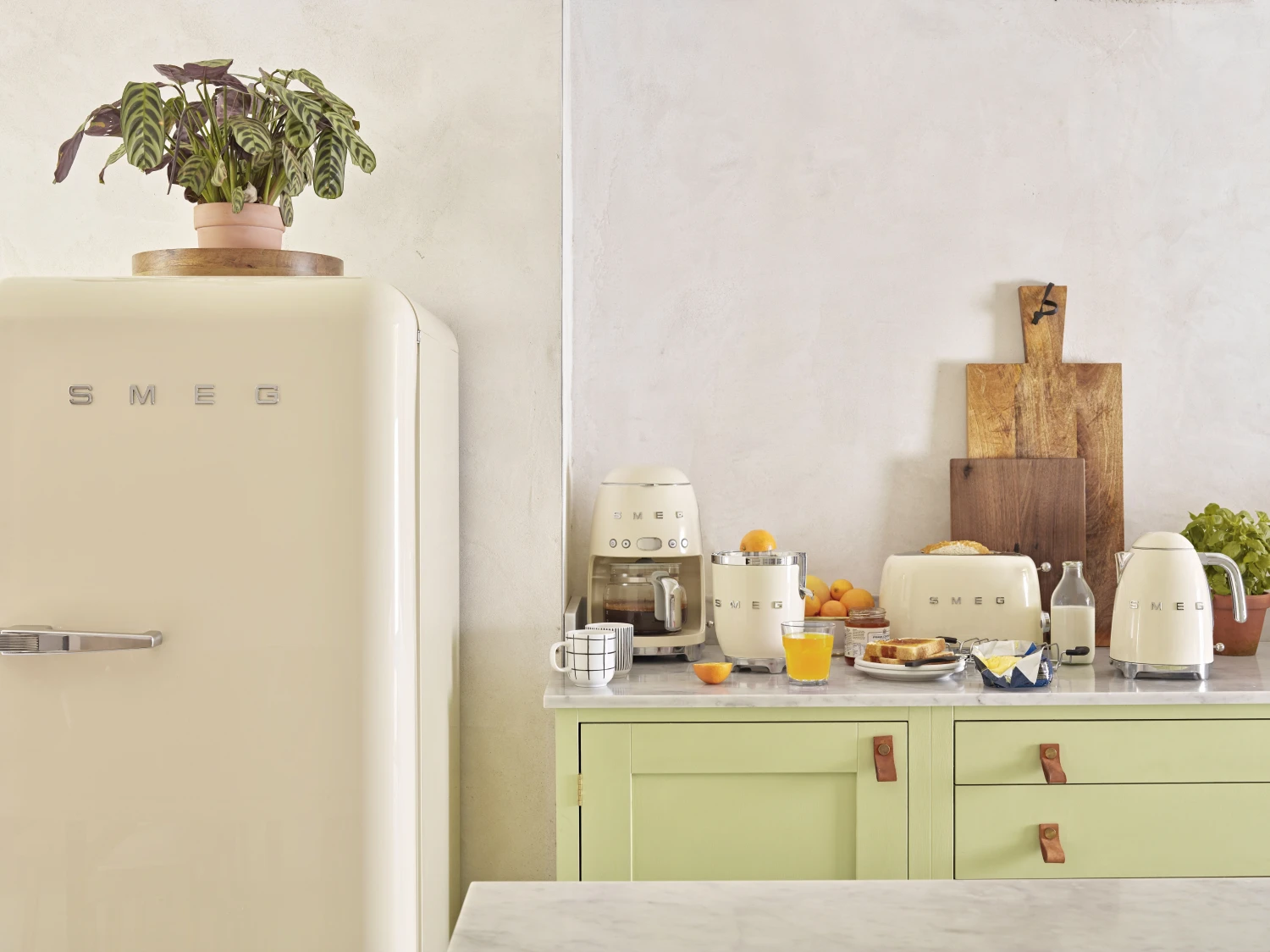 SMEG Citruspers - Elektrisch - Creme - CJF11CREU 7 SMEG Citruspers - Elektrisch - Creme - CJF11CREU - Afbeelding 7