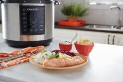 Crockpot Express Slowcooker + Snelkookpan - Uitneembare Binnenpan - 5.6 Liter - CR089 Met Stoommand & Tang) -Aanbiedingen Keukenkracht Winkel CSC051 US Lifestyle Salmon