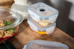 Sareva Vacuum Ovenschalen / Vershoudbakjes - Hittebestendig Glas - 3 Delige Set / 970 Ml + 1.7 Ltr -Aanbiedingen Keukenkracht Winkel Crumble in ovenschaal en vershoudbakjes 4 2