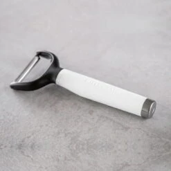 KitchenAid Dunschiller Classic 18 Cm - White 7 KitchenAid Dunschiller Classic 18 Cm - White -Aanbiedingen Keukenkracht Winkel KitchenAid obierak Y do szparagow CLASSIC White KCG145OHWHE 5057982066086