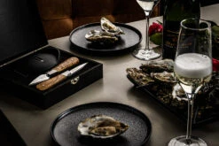 Laguiole Style De Vie Oestermessen Met Oesterhouder Luxury Line Olijfhout -Aanbiedingen Keukenkracht Winkel OesterOliveGift 2