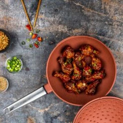 Westinghouse Wokpan Performance - Rebel Red - ø 28 Cm - Standaard Anti-aanbaklaag -Aanbiedingen Keukenkracht Winkel WCCW0095028OR 14