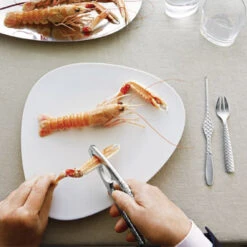 Alessi Kreeftenkraker Colombina Fish - FM06/42 - Door Doriana & Massimiliano Fuksas -Aanbiedingen Keukenkracht Winkel alessi visvork colombina fish fm2317 door doriana massimiliano fuksas 2 0