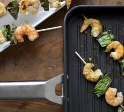 Valira Grillpan Aire - 23 X 23 Cm - Standaard Anti-aanbaklaag 10 Valira Grillpan Aire - 23 X 23 Cm - Standaard Anti-aanbaklaag -Aanbiedingen Keukenkracht Winkel grillpansfeerfoto2