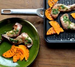 Valira Grillpan Aire Met Handgrepen - 28 X 28 Cm - Standaard Anti-aanbaklaag -Aanbiedingen Keukenkracht Winkel grillpansfeerfoto3 3