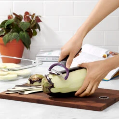 OXO Good Grips Dunschiller Prep Y-Model Groot 8 OXO Good Grips Dunschiller Prep Y-Model Groot -Aanbiedingen Keukenkracht Winkel oxo dunschiller 4