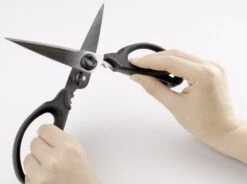 OXO Good Grips Keuken- & Kruidenschaar -Aanbiedingen Keukenkracht Winkel oxo keuken en kruidenschaar sfeer 1072121