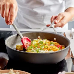 Demeyere Hapjespan Alu Pro 5 - Duraslide Titanium - ø 28 Cm / 3 Liter - Standaard Anti-aanbaklaag 9 Demeyere Hapjespan Alu Pro 5 - Duraslide Titanium - ø 28 Cm / 3 Liter - Standaard Anti-aanbaklaag -Aanbiedingen Keukenkracht Winkel pdp masonry content demeyere alu pro high 5 pan heats up quickly 750x750 1