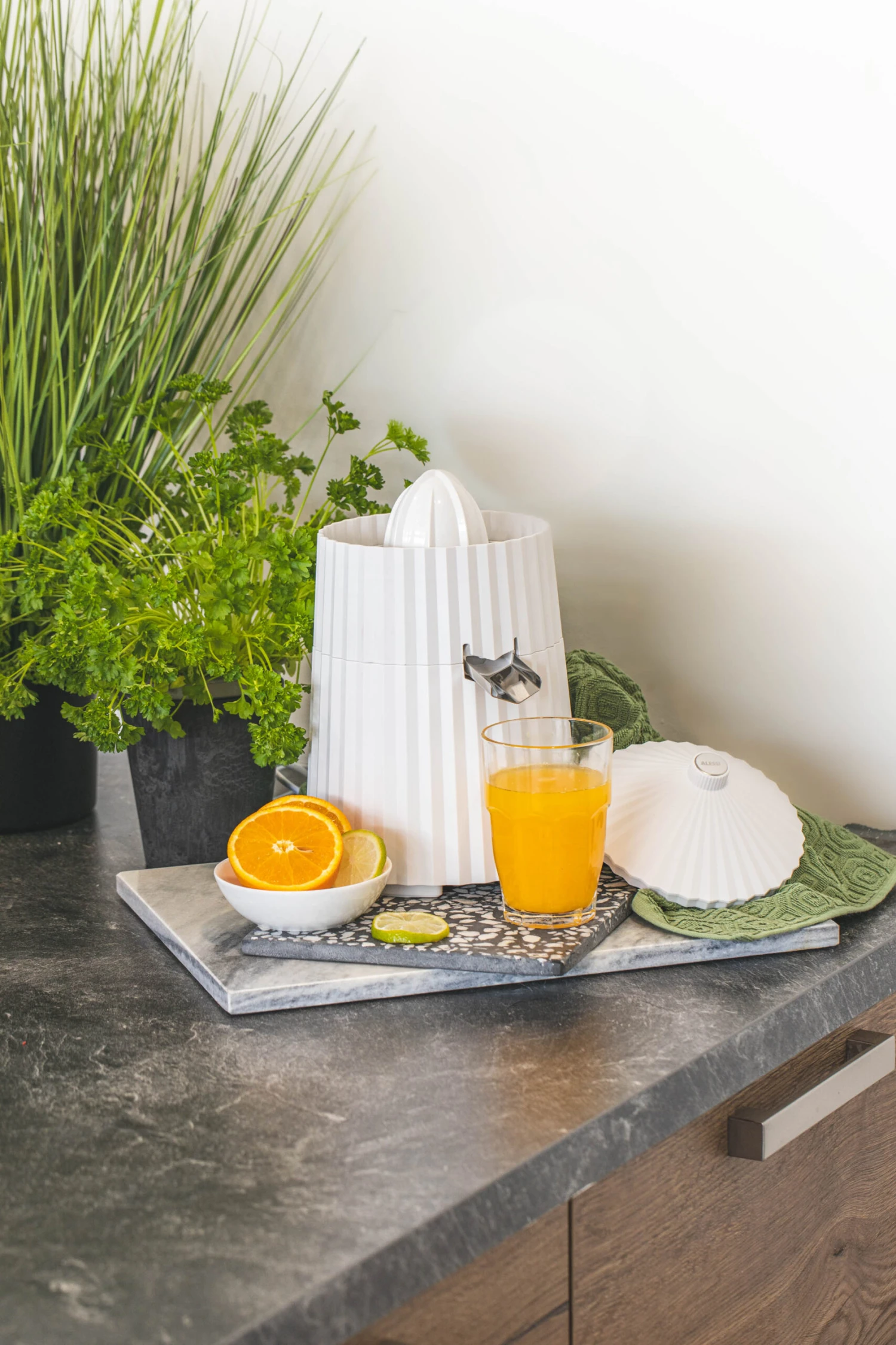 Aanbiedingen Keukenkracht Winkel -Aanbiedingen Keukenkracht Winkel citruspers 3 scaled 1